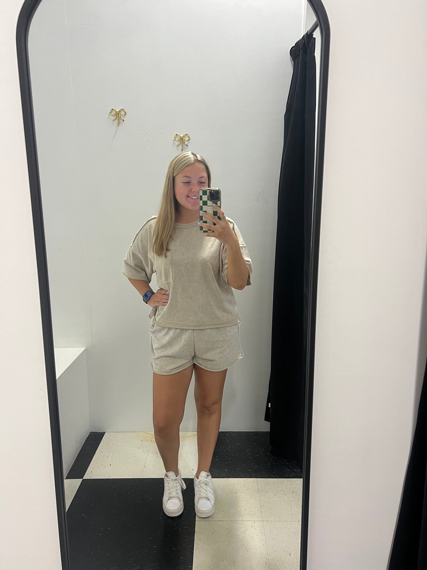 Leslie Mineral Washed Top