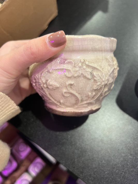 Swan Creek Candles - Holiday White Small Pot - Cozy Christmas Cabin