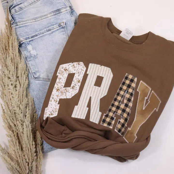 PRAY CREWNECK