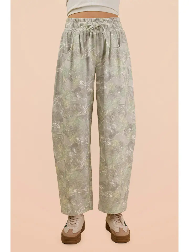 IN MY CAMO ERA BARREL PANTS
