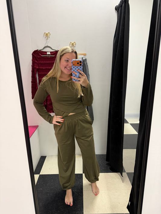 COZY TWIST LOUNGE PANTS - OLIVE