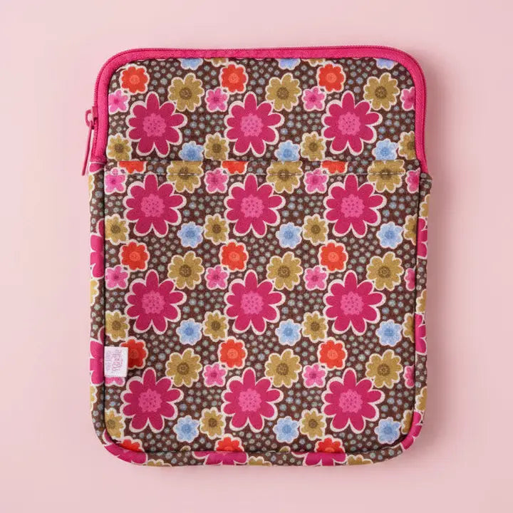 KINDLE COVER - CAROLINE'S COSMOS