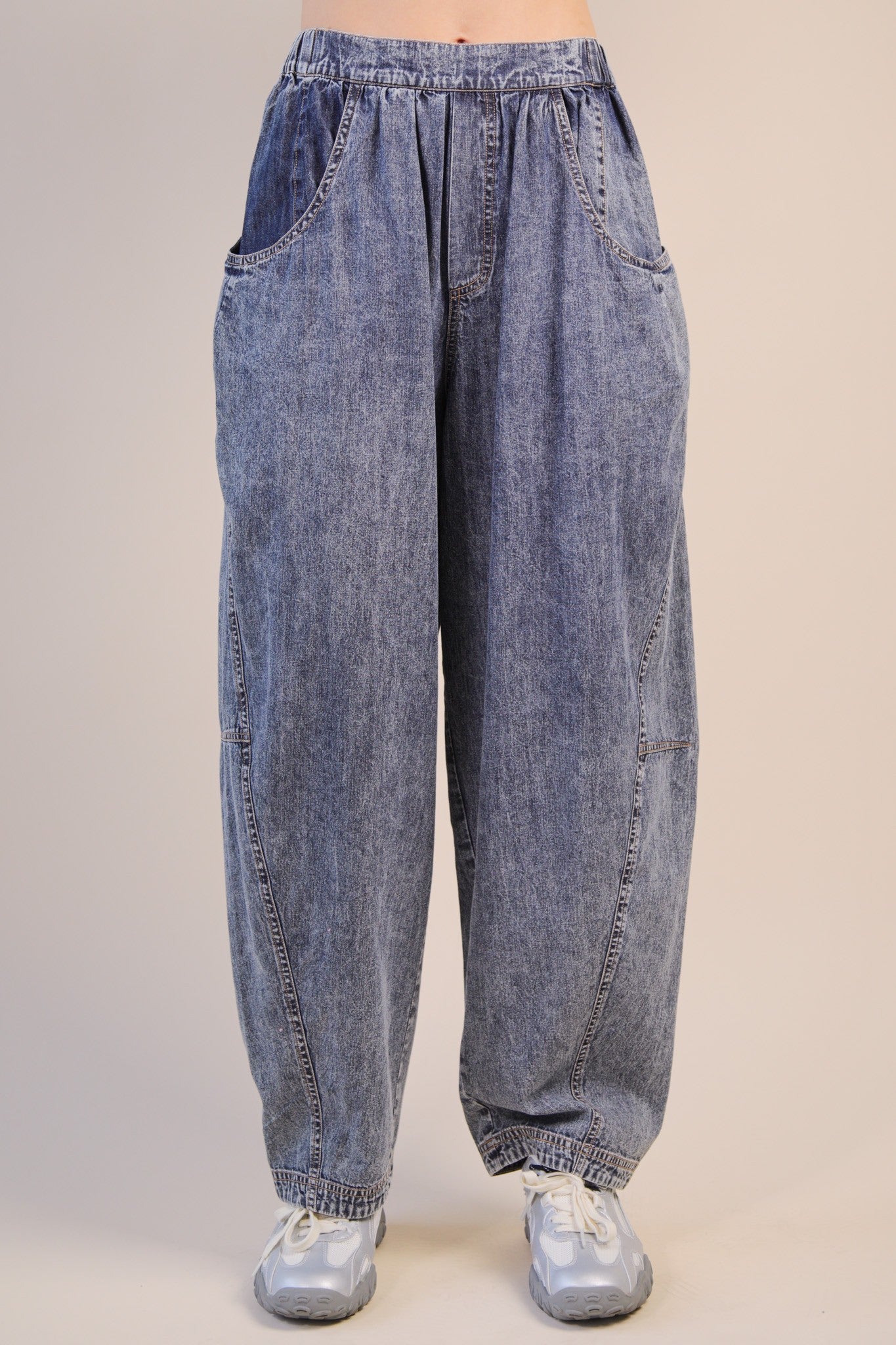 MCKINSEY WASHED CASUAL BARREL PANTS