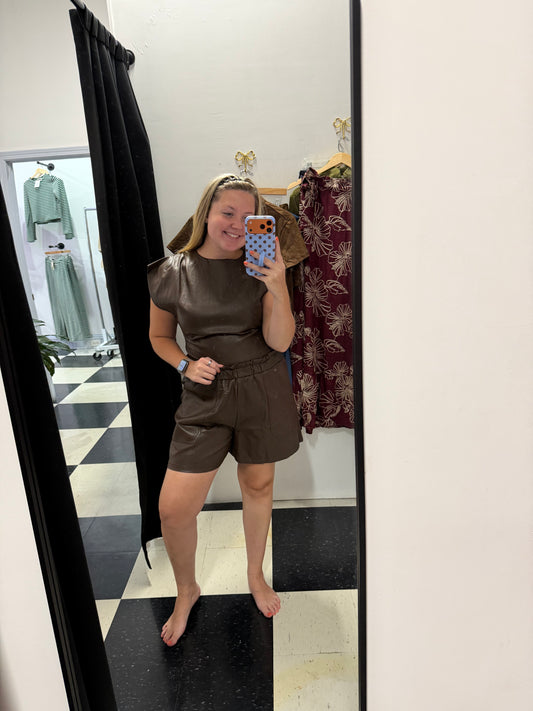 TINSLEY FAUX LEATHER PLEAT TOP - BROWN