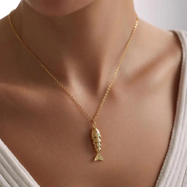 STAINLESS STEEL FISH NECKLACE