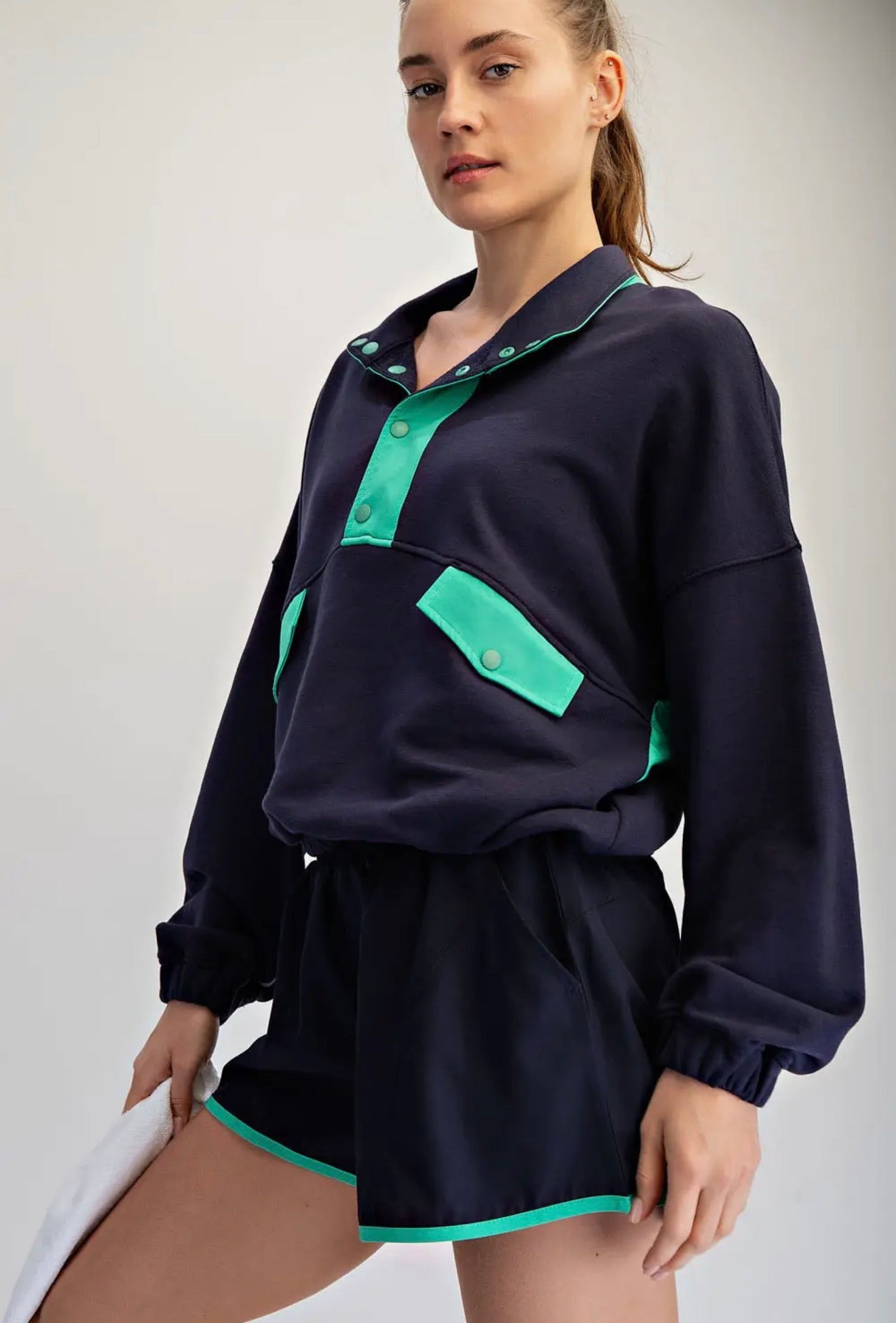 Pilate Time - Shorts