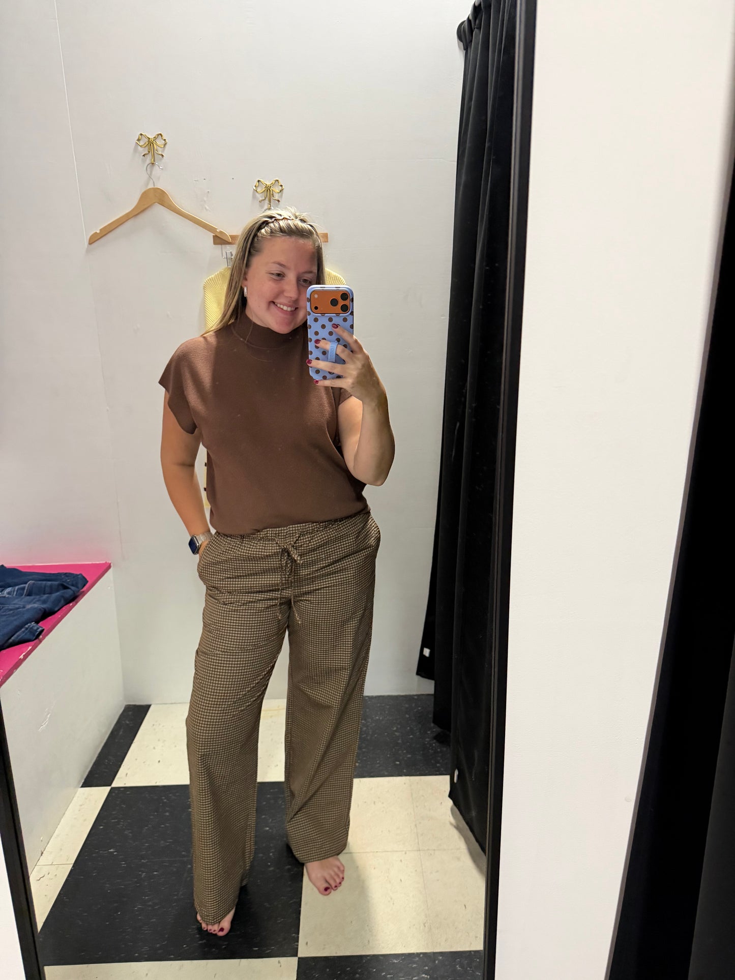 MID RISE WIDE LEG GINGHAM PANTS