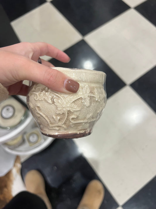 Swan Creek Candles - Holiday White Small Pot - Twisted Fluffy Frosting