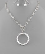 PEARL CIRCLE NECKLACE