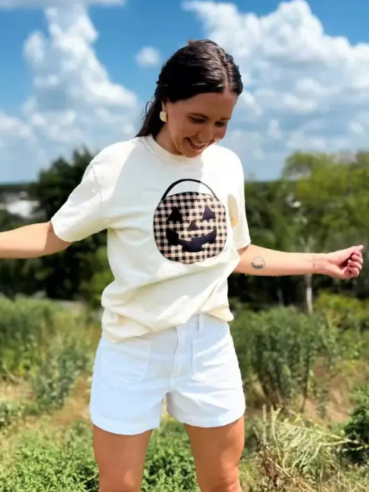 HALLOWEEN PLAID BUCKET TEE