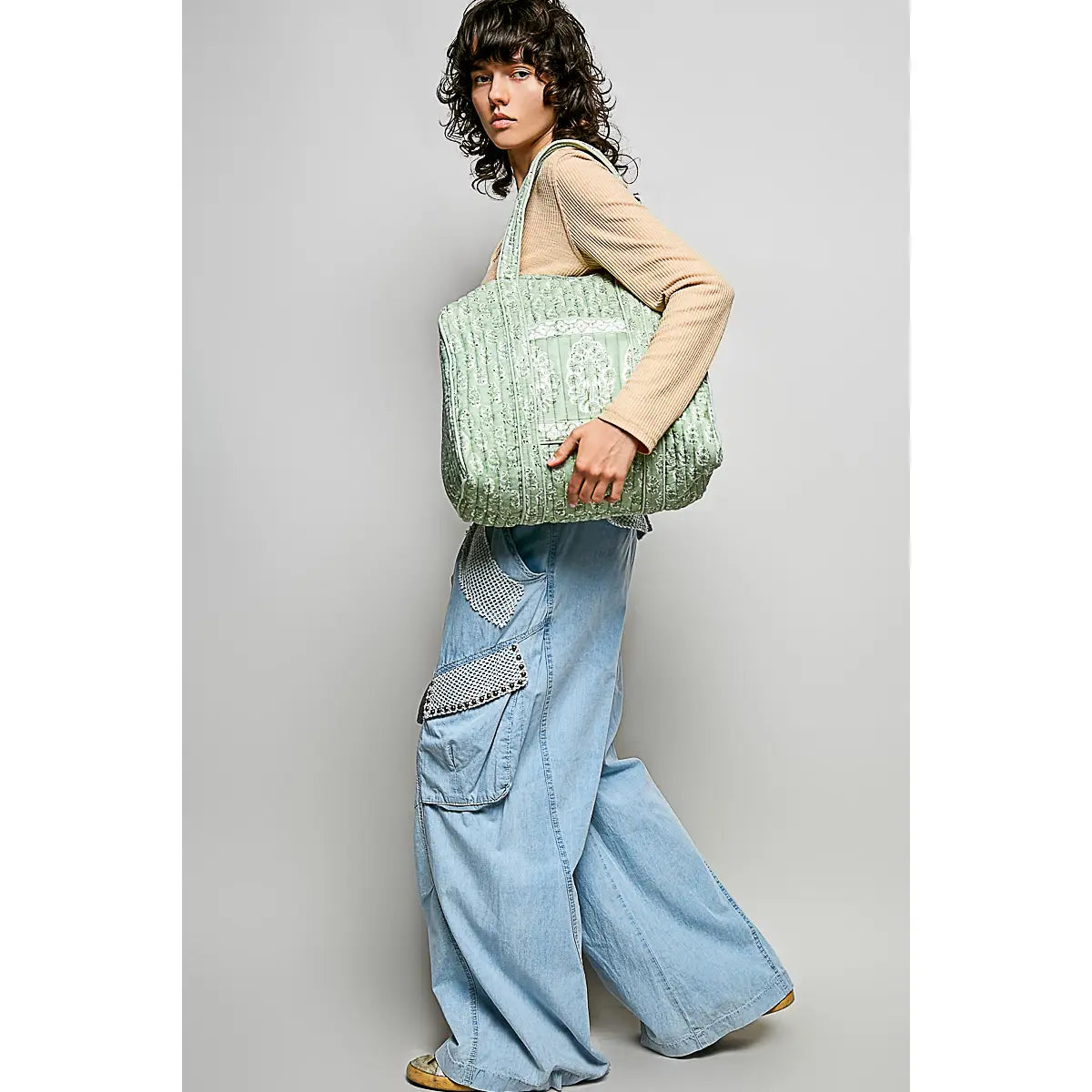 FLORAL QUILTED WEEKENDER TOTE BAG - SAGE MULTI