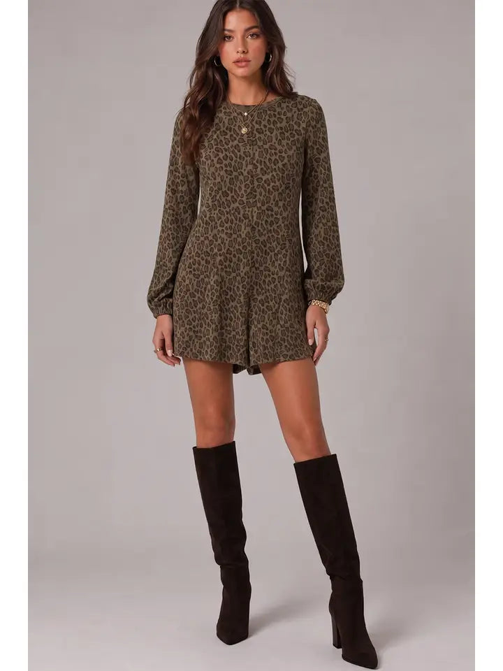 LEOPARD PRINT LONG SLEEVE ROMPER