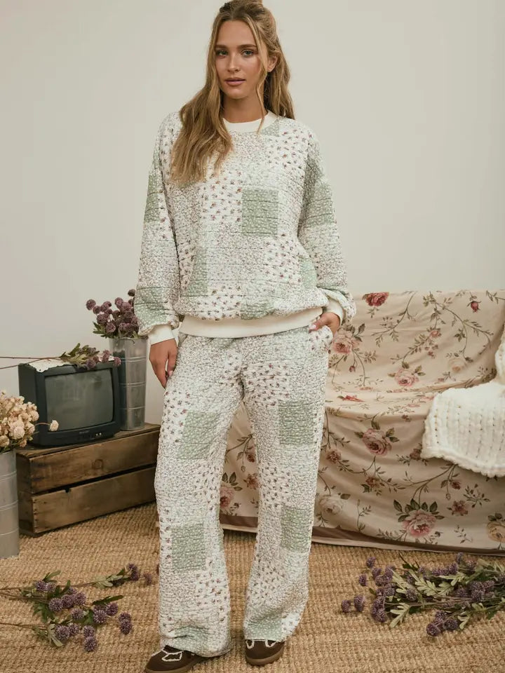 FLORAL QUILT KNIT PANTS