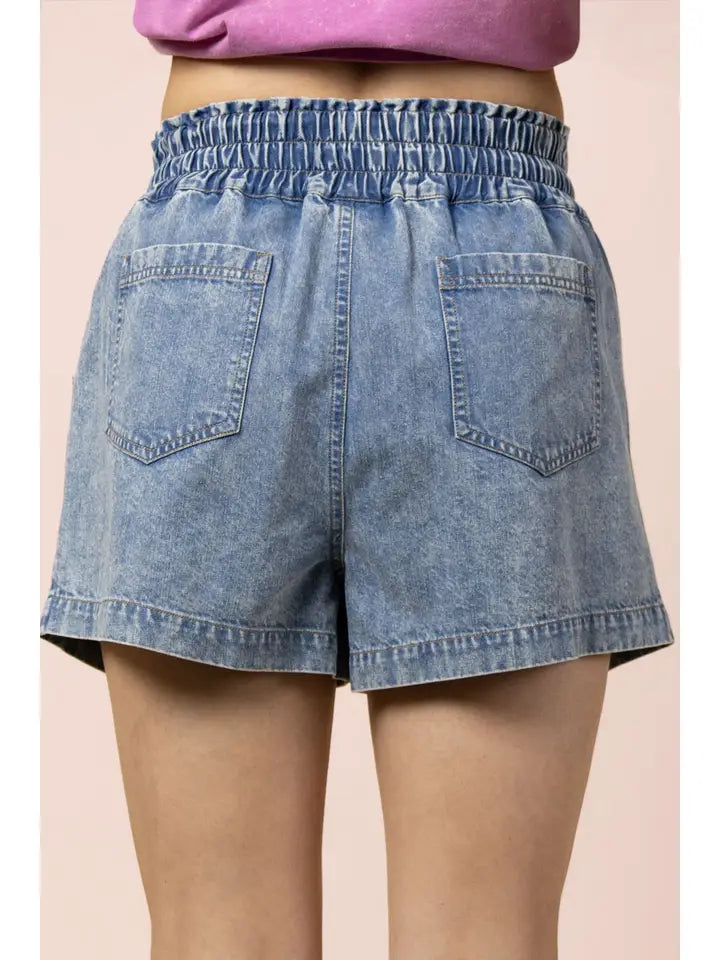 ELASTIC WAIST CHAMBRAY SHORTS