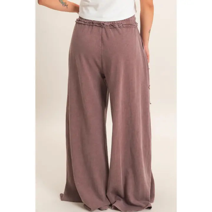 MINERAL WASH STAR PATCH WIDE LEG PANTS