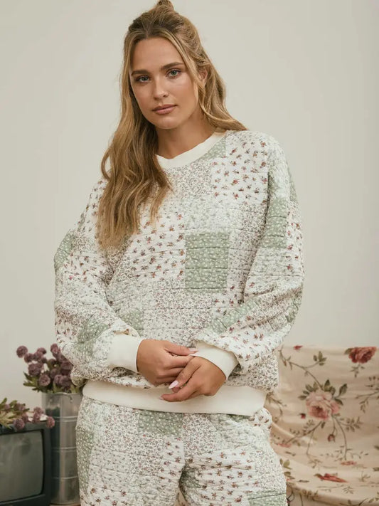 FLORAL QUILT KNIT TOP