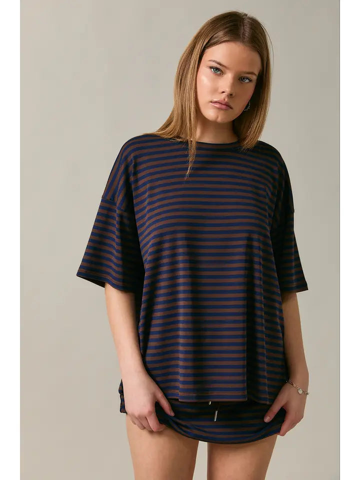 LOOK AT ME STRIPED MID RISE SKORT - BROWN/NAVY STRIPE