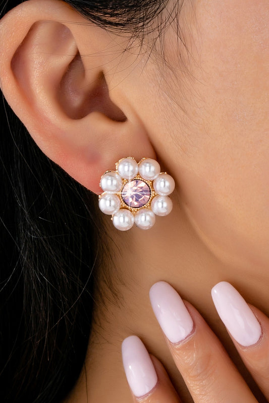 Cluster Pearl Stud Earrings